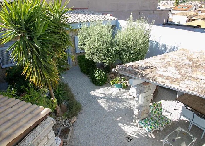 Hibiscus Bed and Breakfast