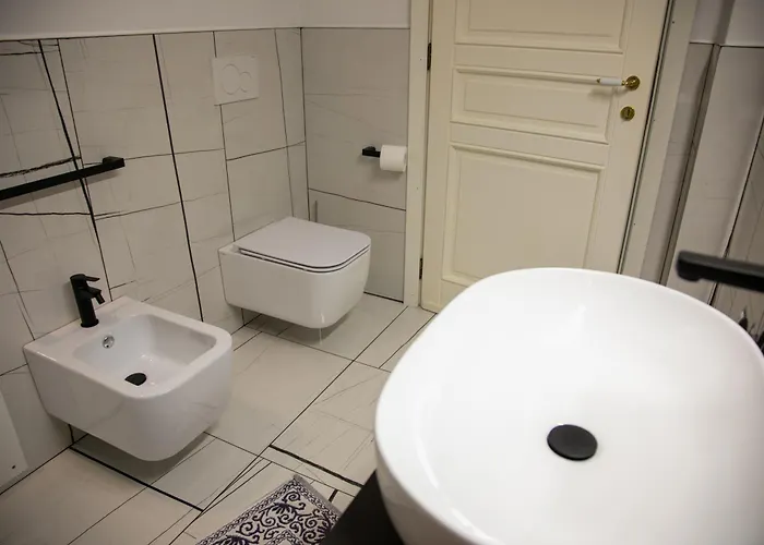 Hibiscus Bed and Breakfast 3*