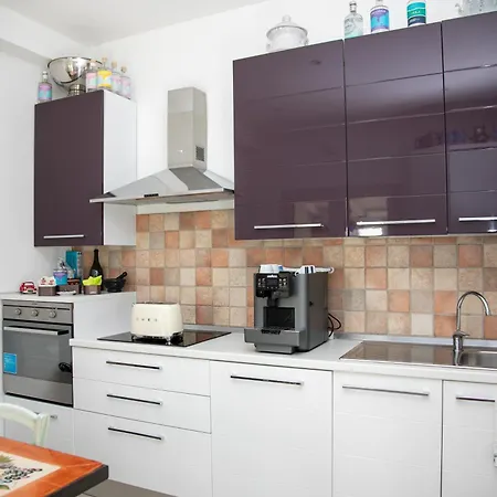 Hibiscus Bed & Breakfast